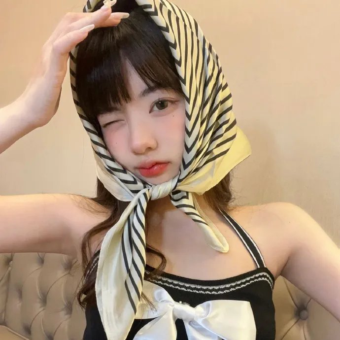 摇滚藏獒蓝色光芒